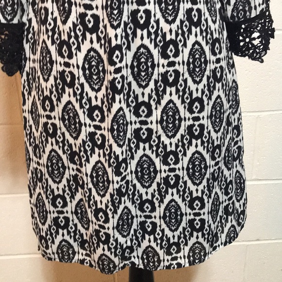 Almost Famous Dress  Med. - Picture 4 of 9